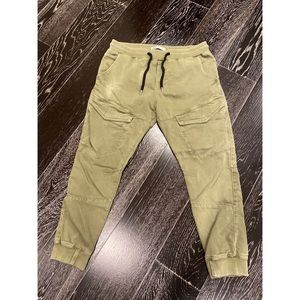 olive green cargo joggers mens